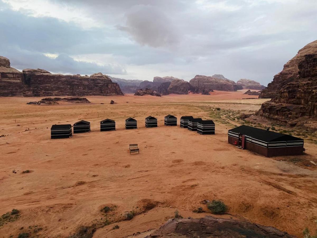 Wadi Rum Bedouin Heart Camp Екстериор снимка