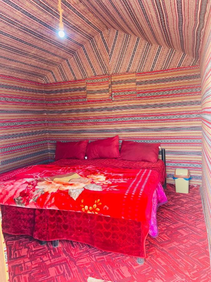 Wadi Rum Bedouin Heart Camp Екстериор снимка
