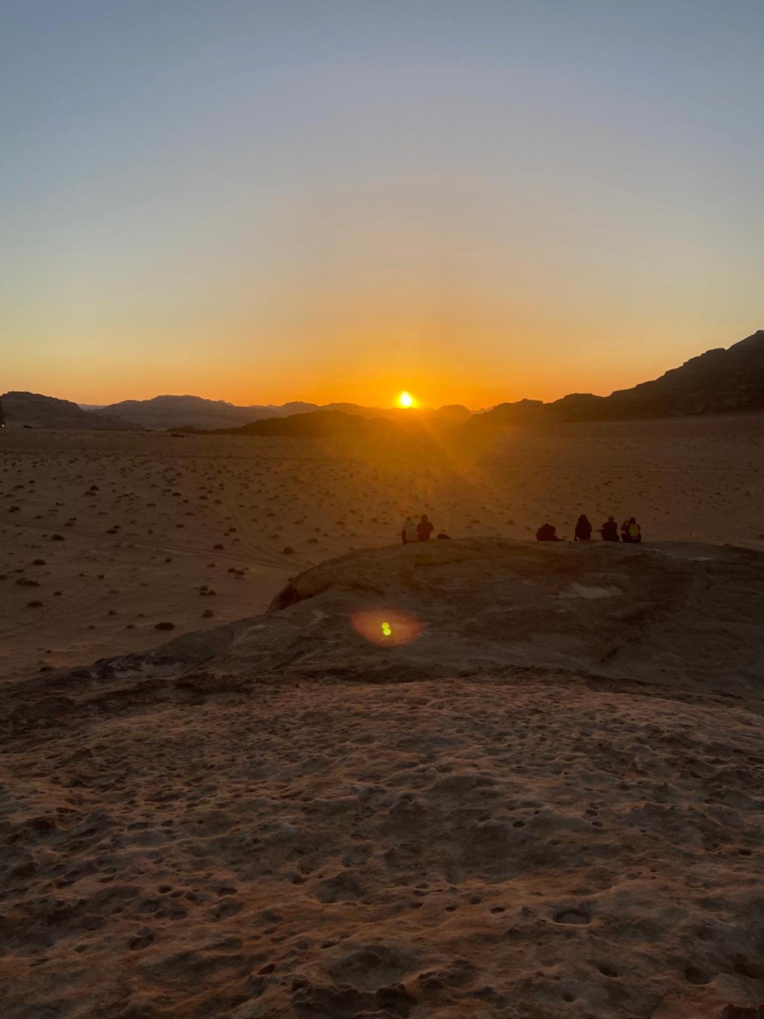 Wadi Rum Bedouin Heart Camp Екстериор снимка