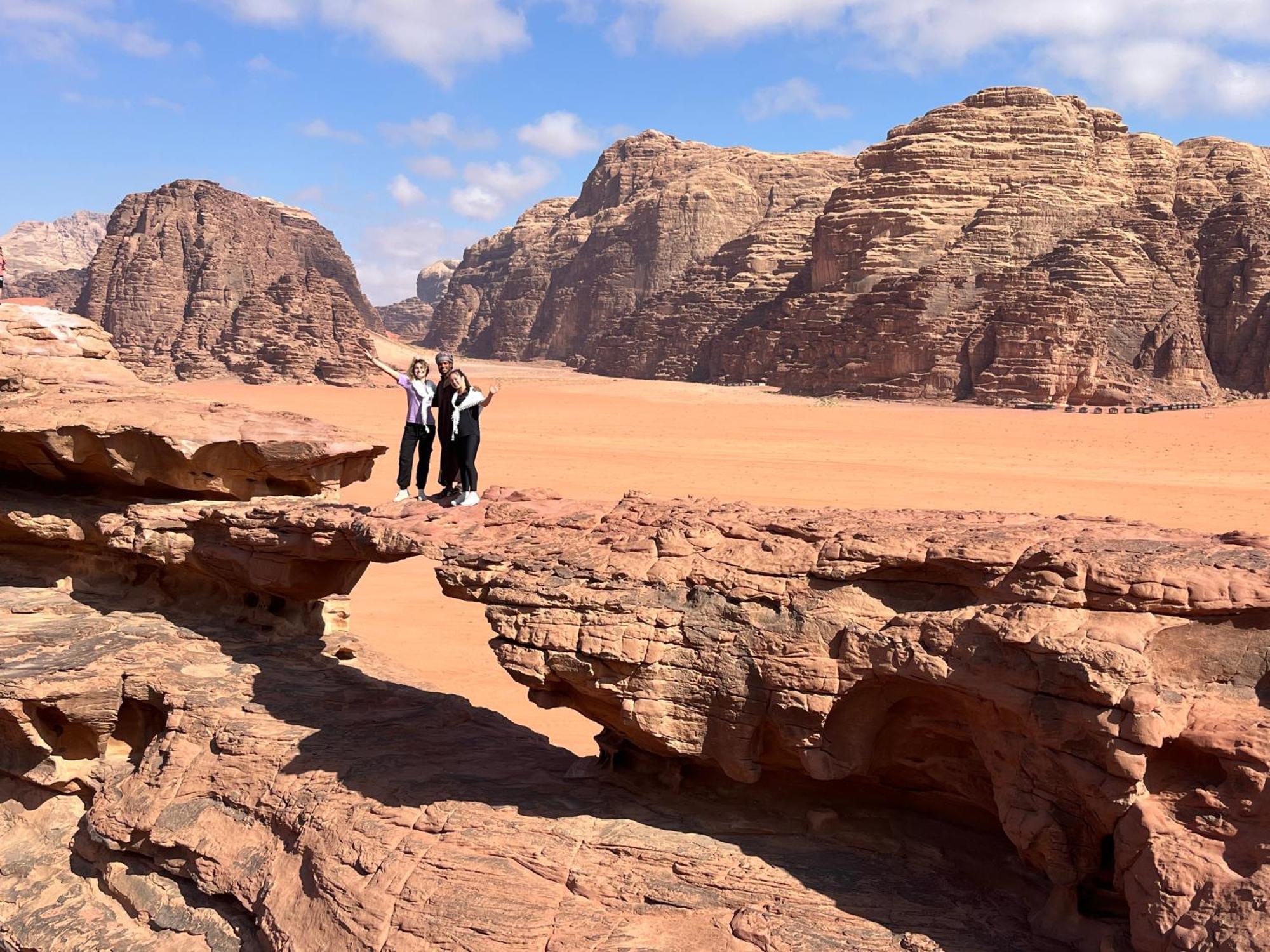 Wadi Rum Bedouin Heart Camp Екстериор снимка