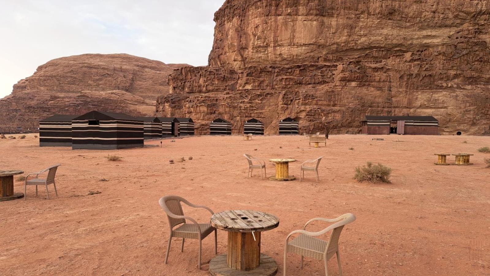 Wadi Rum Bedouin Heart Camp Екстериор снимка