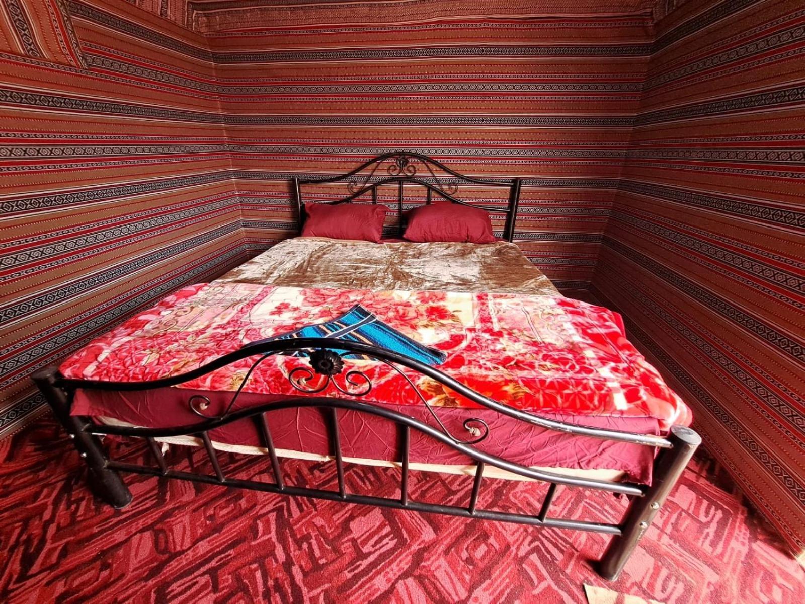 Wadi Rum Bedouin Heart Camp Екстериор снимка