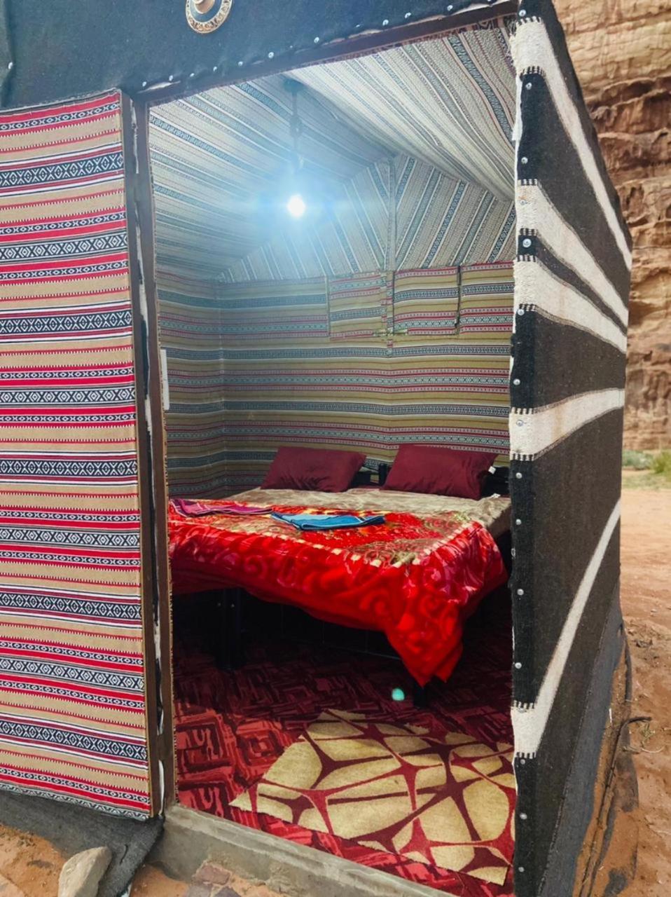 Wadi Rum Bedouin Heart Camp Екстериор снимка