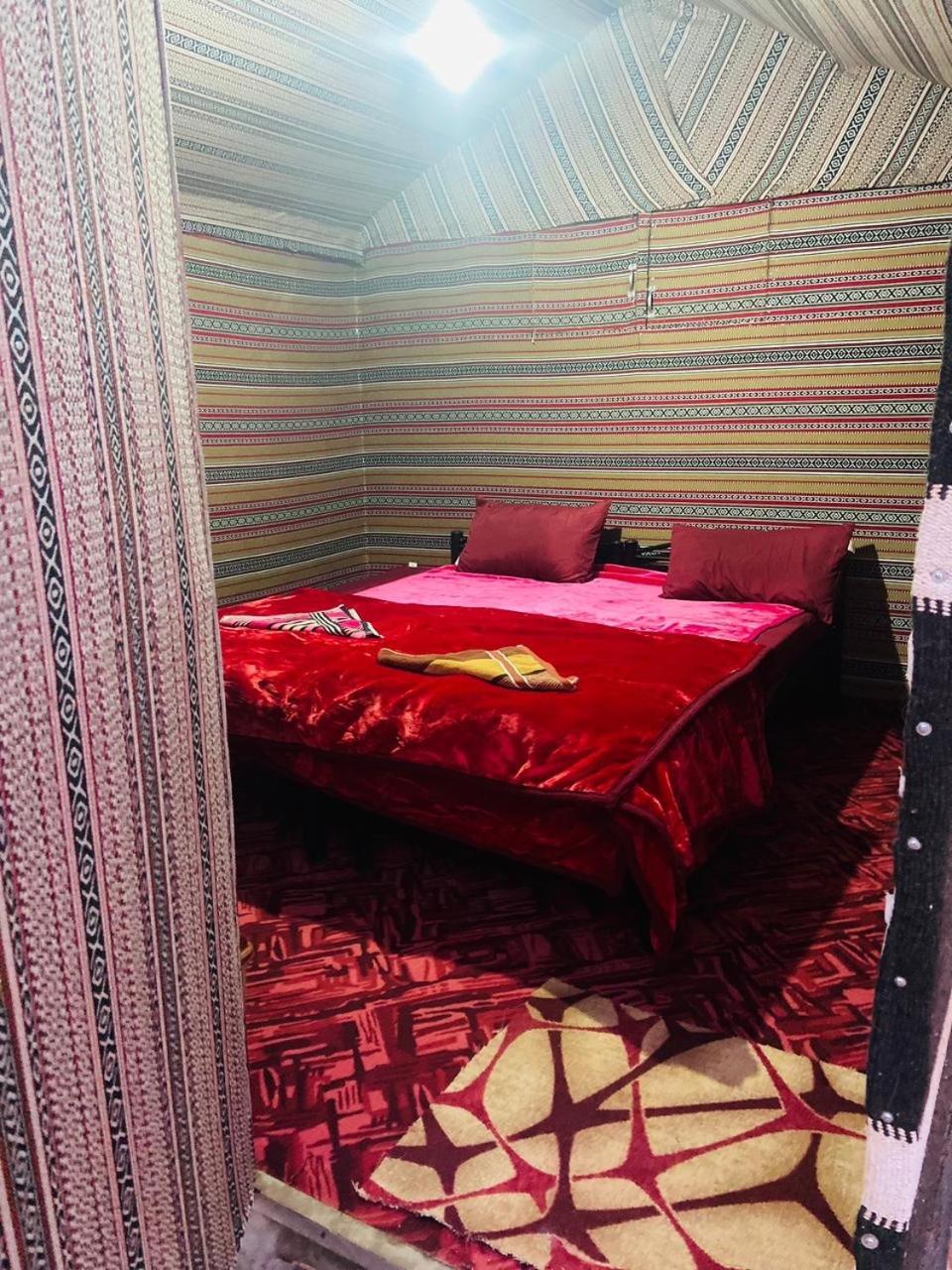Wadi Rum Bedouin Heart Camp Екстериор снимка